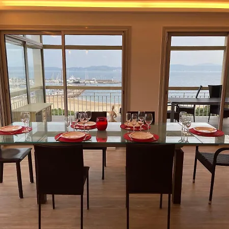 Grand - - De La Rose