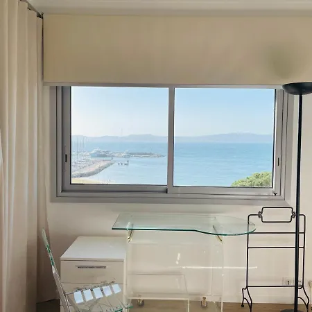 Grand - - De La Rose Lägenhet Sainte-Maxime
